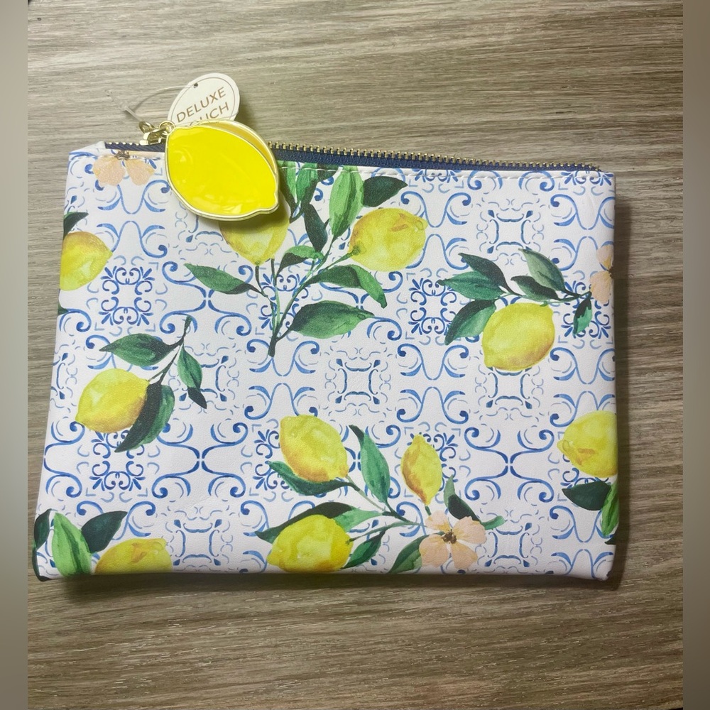 Lemon Pattern Pouch